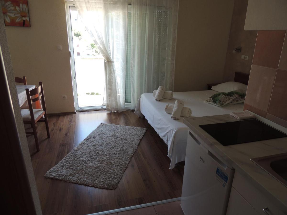 Nika Apartament Podstrana