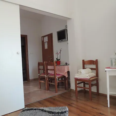 Apartments Nika Podstrana Exterior photo