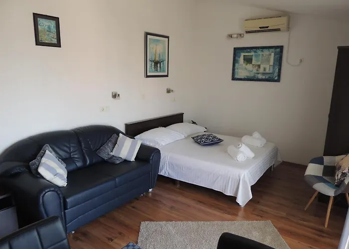 Apartments Nika