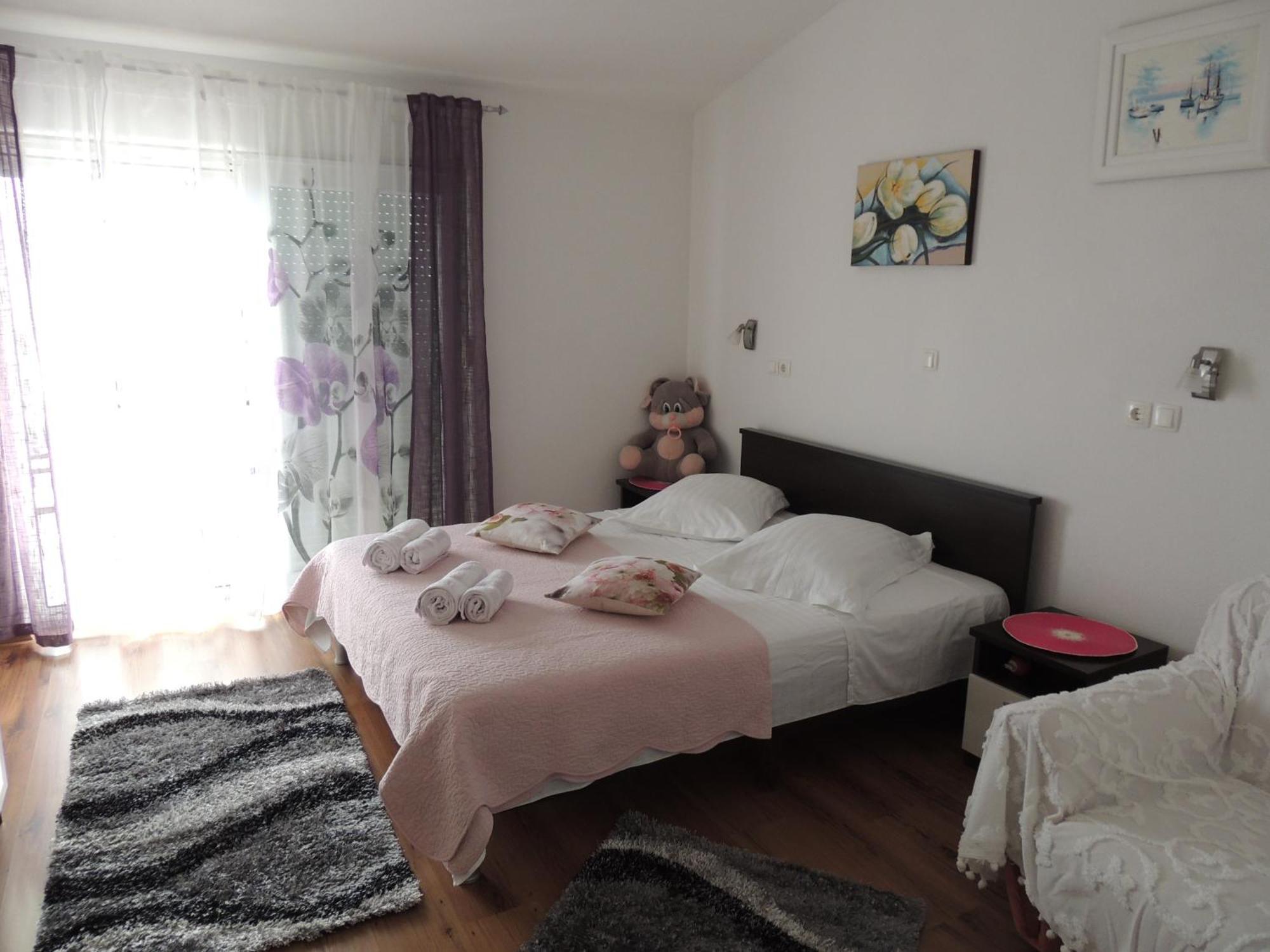 Nika Podstrana