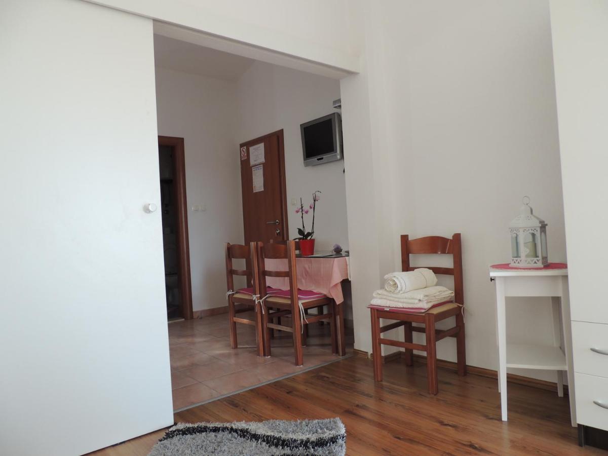 Nika Apartmán *